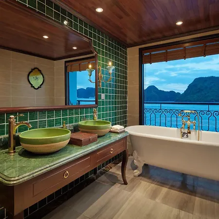 Indochine Premium Halong Bay Hotel Ha Long Exterior photo
