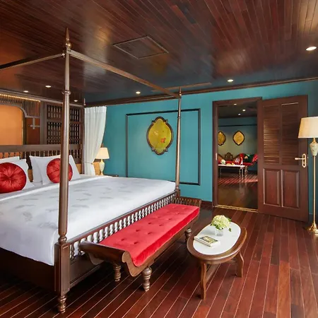 Indochine Premium Halong Bay Hotel Ha Long Exterior photo