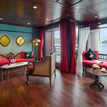 Indochine Premium Halong Bay Hotel Ha Long Exterior photo