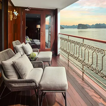 Indochine Premium Halong Bay Hotel Ha Long Exterior photo