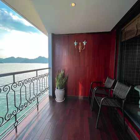Indochine Premium Halong Bay Hotel Ha Long Exterior photo
