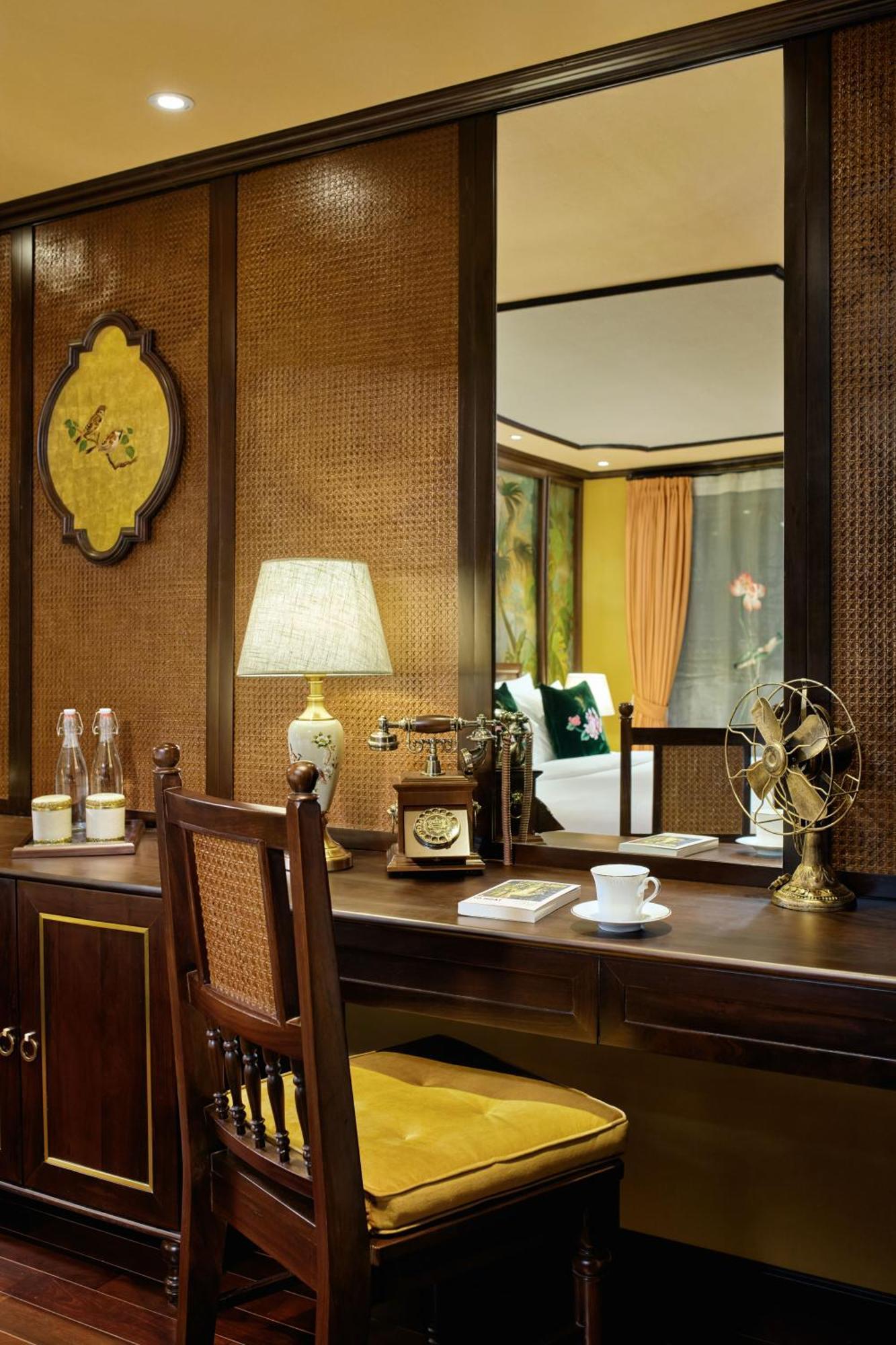 Indochine Premium Halong Bay