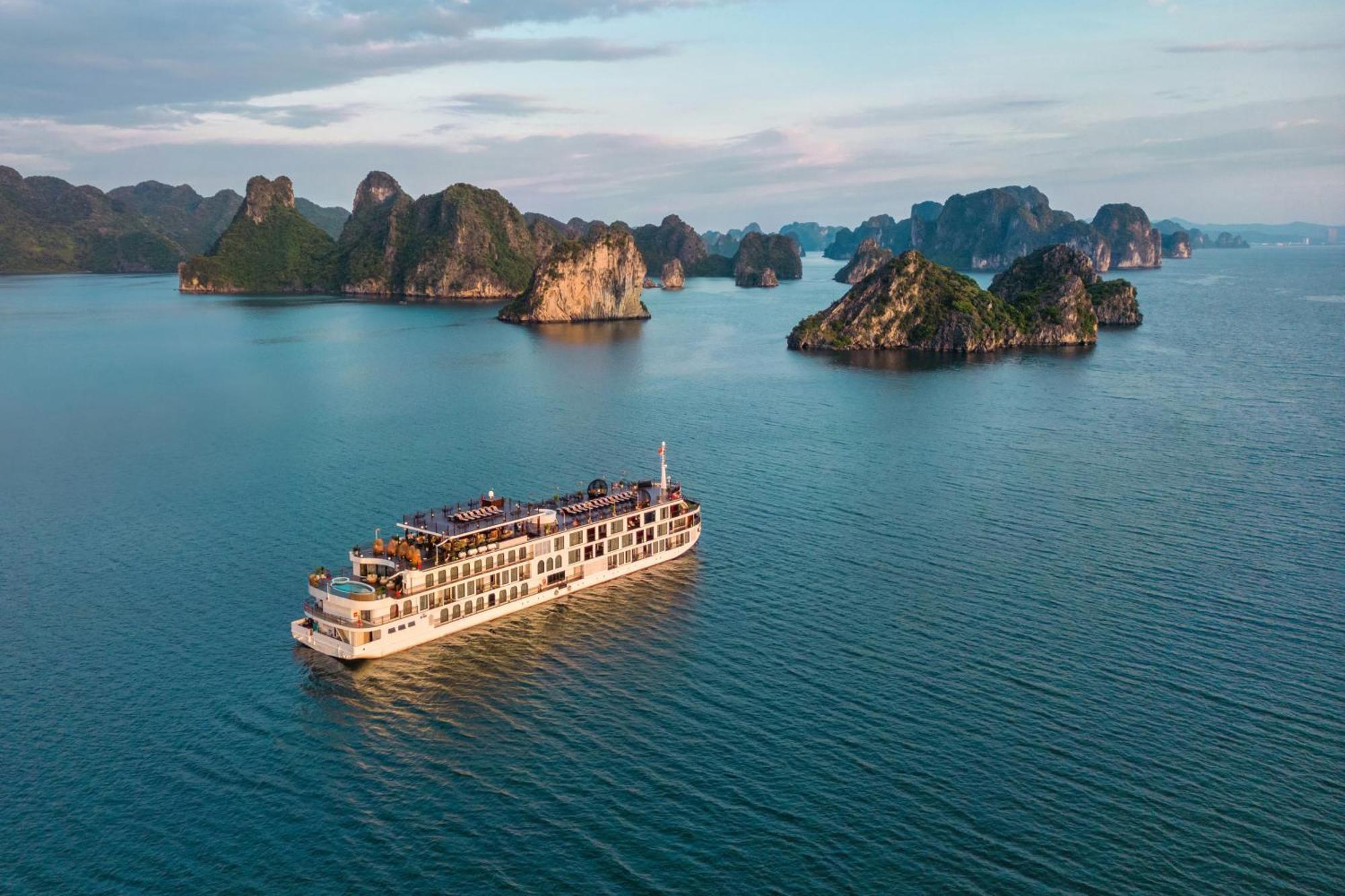 Indochine Premium Halong Bay 5* Ha Long